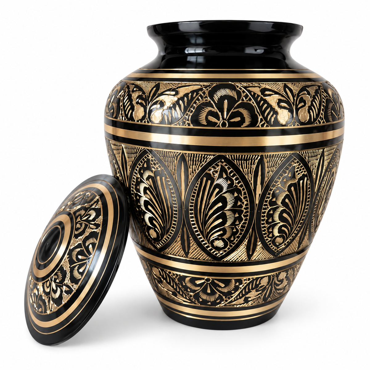 Zwarte messing urn Noblesse met vlinders voor volwassenen